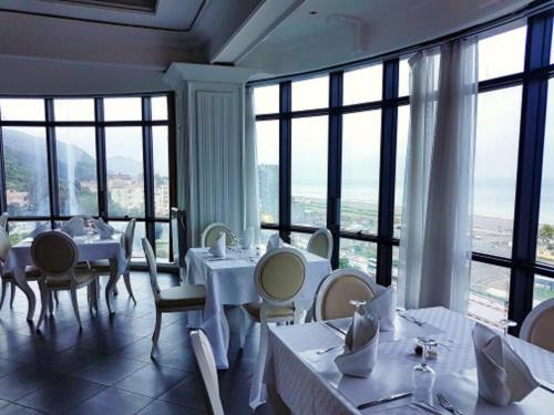 Hotel Raya Tichy Экстерьер фото